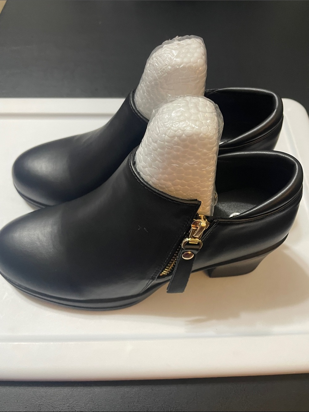 Women’s black ankle boots with gold zipper 2.5 inch heel size 5 NWOT no box